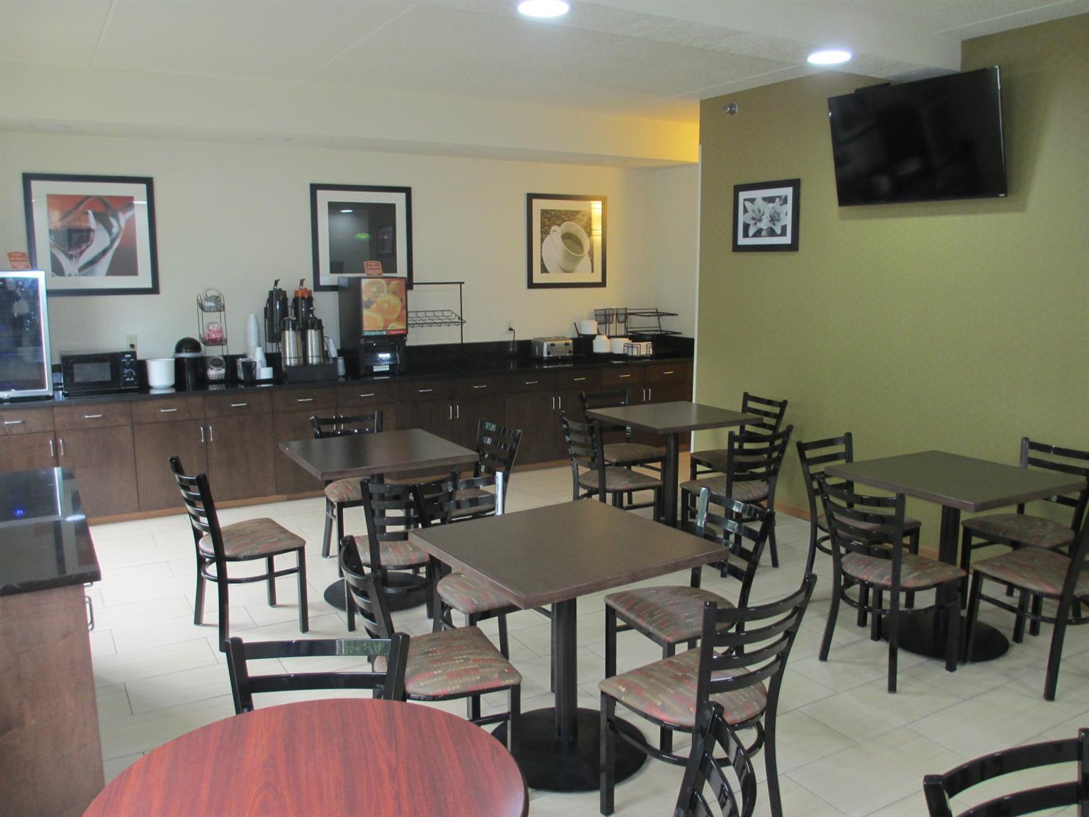 Days Inn By Wyndham Indiana Benjamin Franklin Highway Extérieur photo
