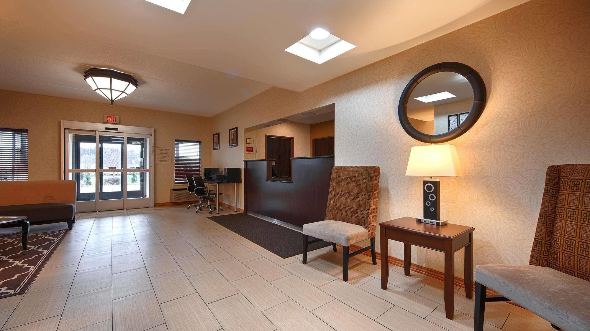 Days Inn By Wyndham Indiana Benjamin Franklin Highway Extérieur photo