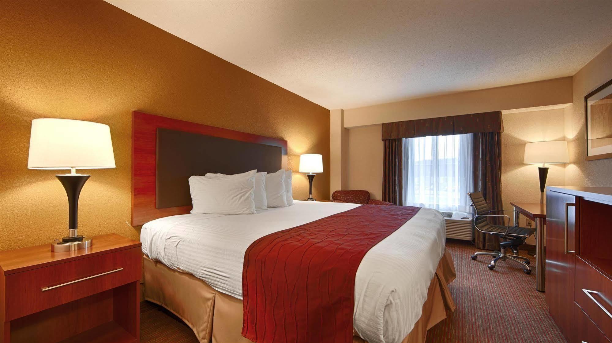 Days Inn By Wyndham Indiana Benjamin Franklin Highway Extérieur photo